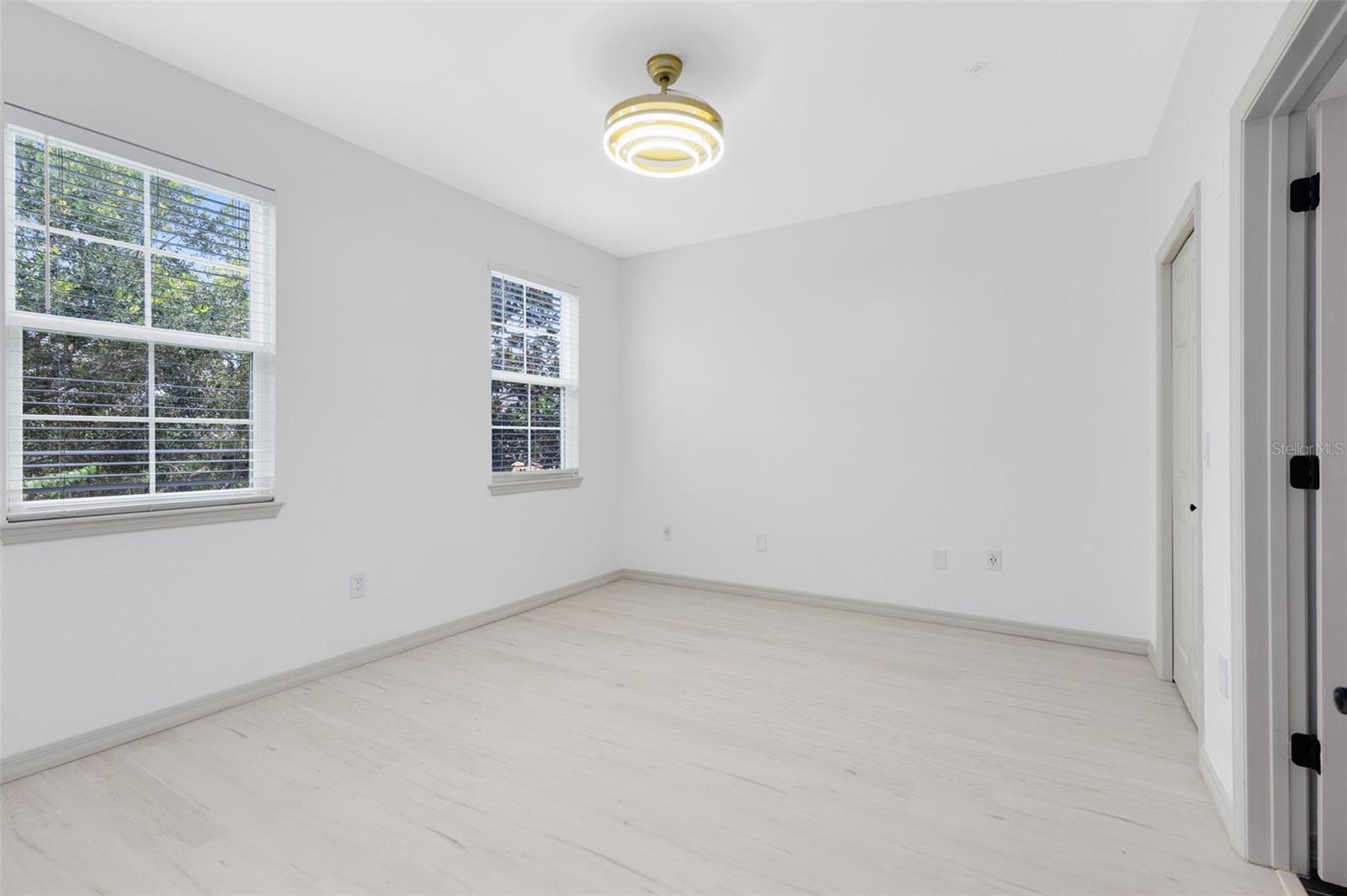 Image 22 of 32 For 3280 Soho Street 306