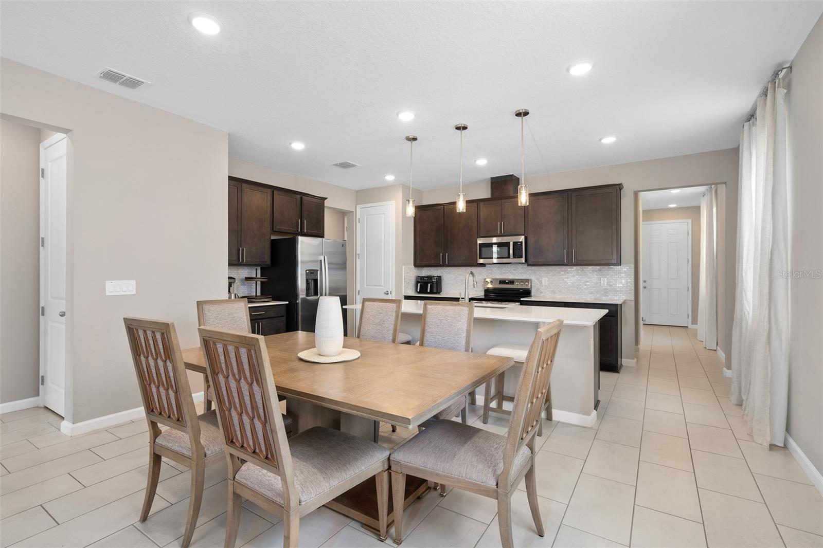 Image 3 of 41 For 3990 Bannock Avenue