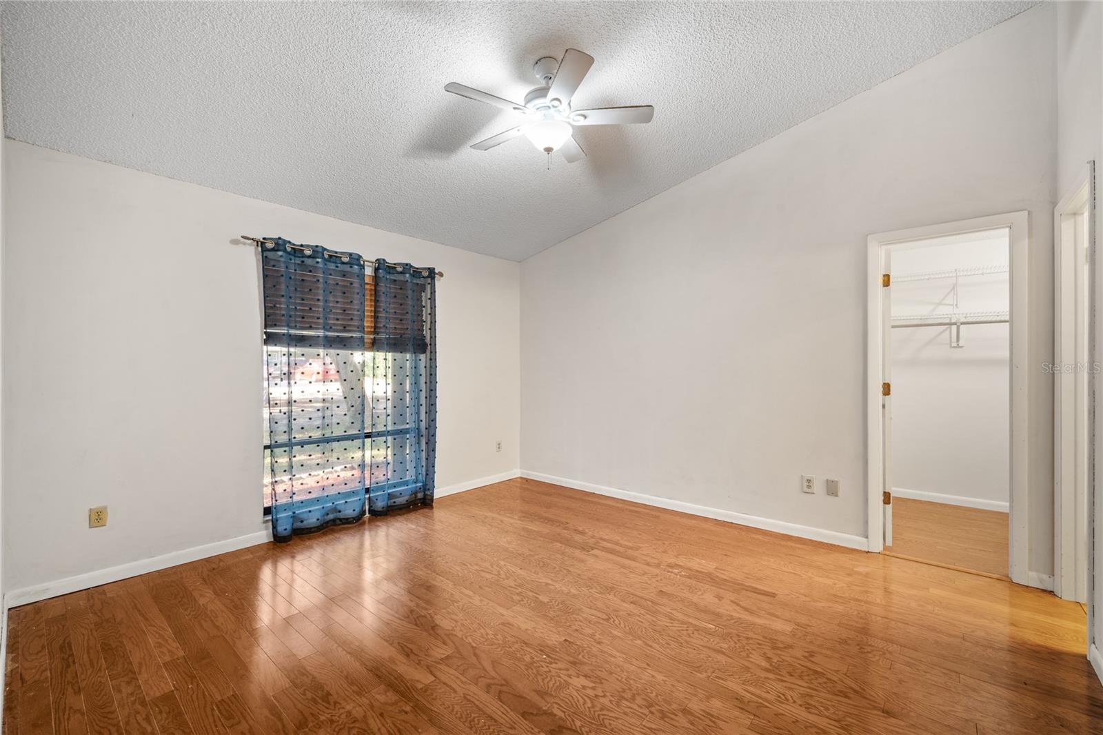 Image 12 of 31 For 241 Ruth Boulevard