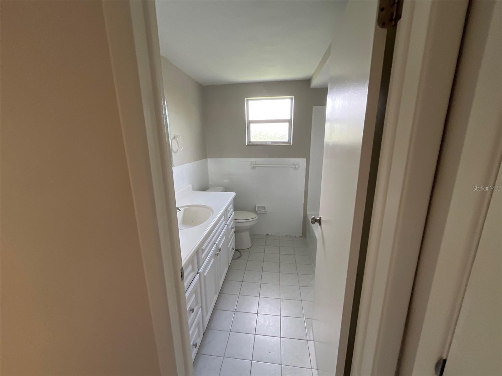 Image 14 of 18 For 7240 Rosarian Drive