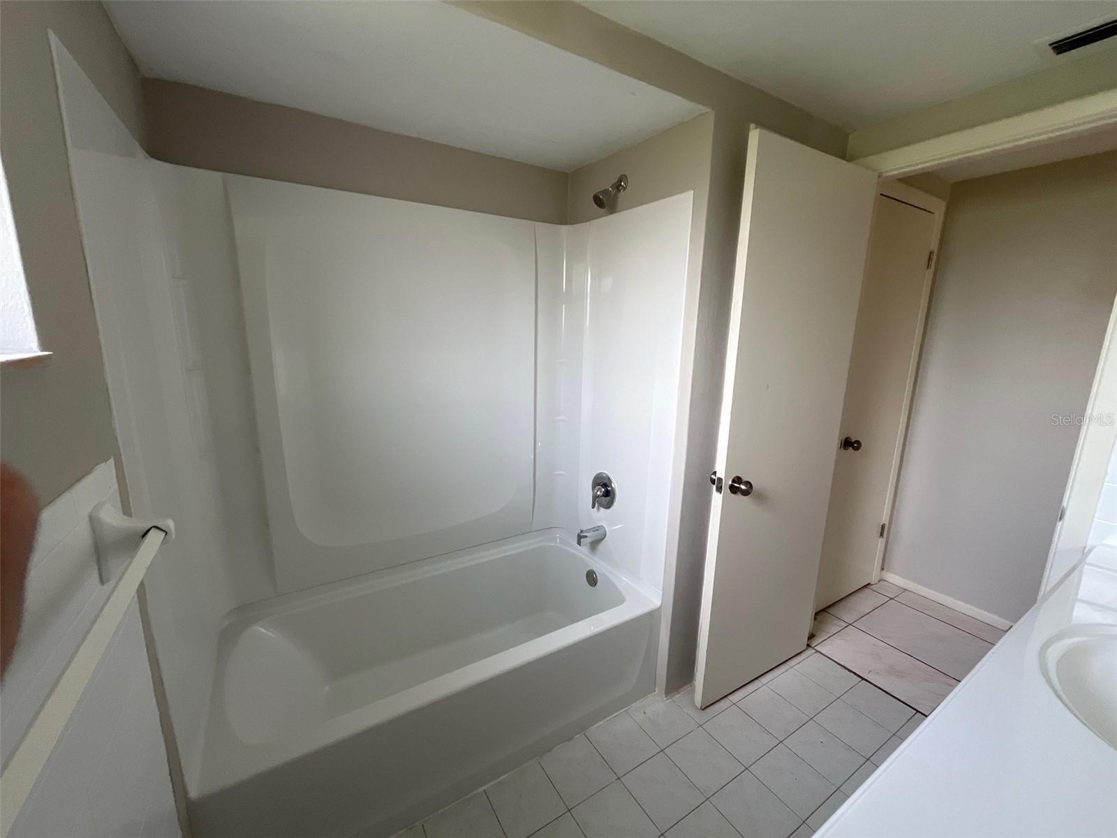 Image 15 of 18 For 7240 Rosarian Drive
