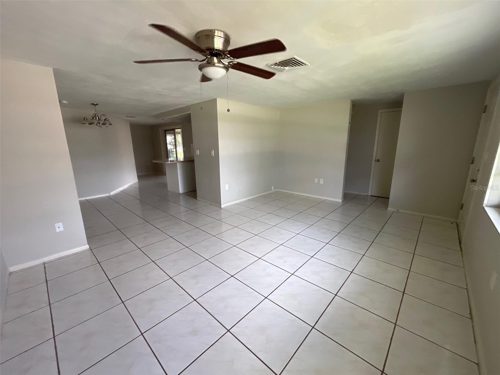 Image 8 of 18 For 7240 Rosarian Drive