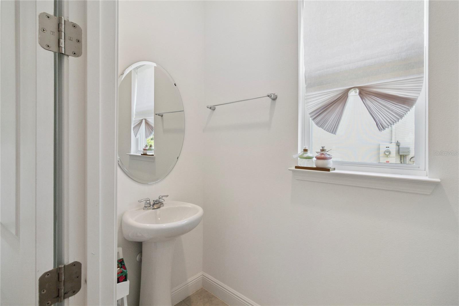 Image 24 of 64 For 15742 Vetta Drive
