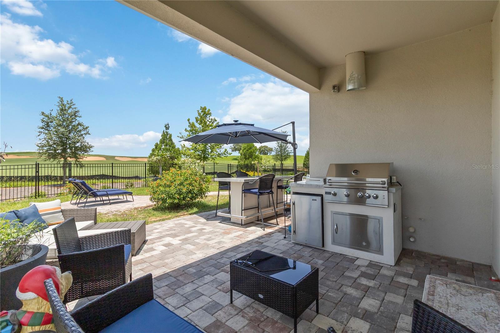 Image 39 of 64 For 15742 Vetta Drive
