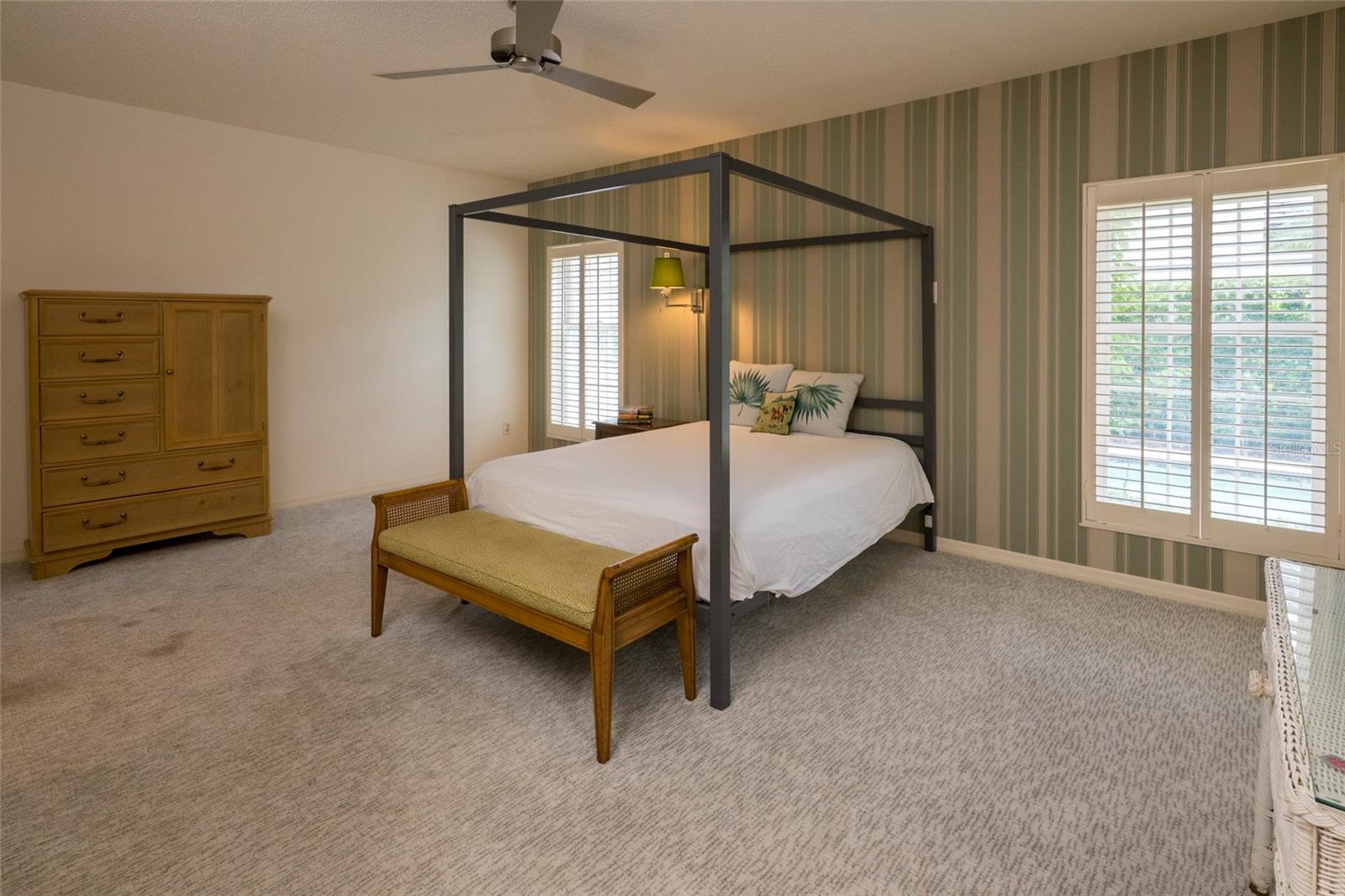 Image 20 of 43 For 6025 Lexington Park 99