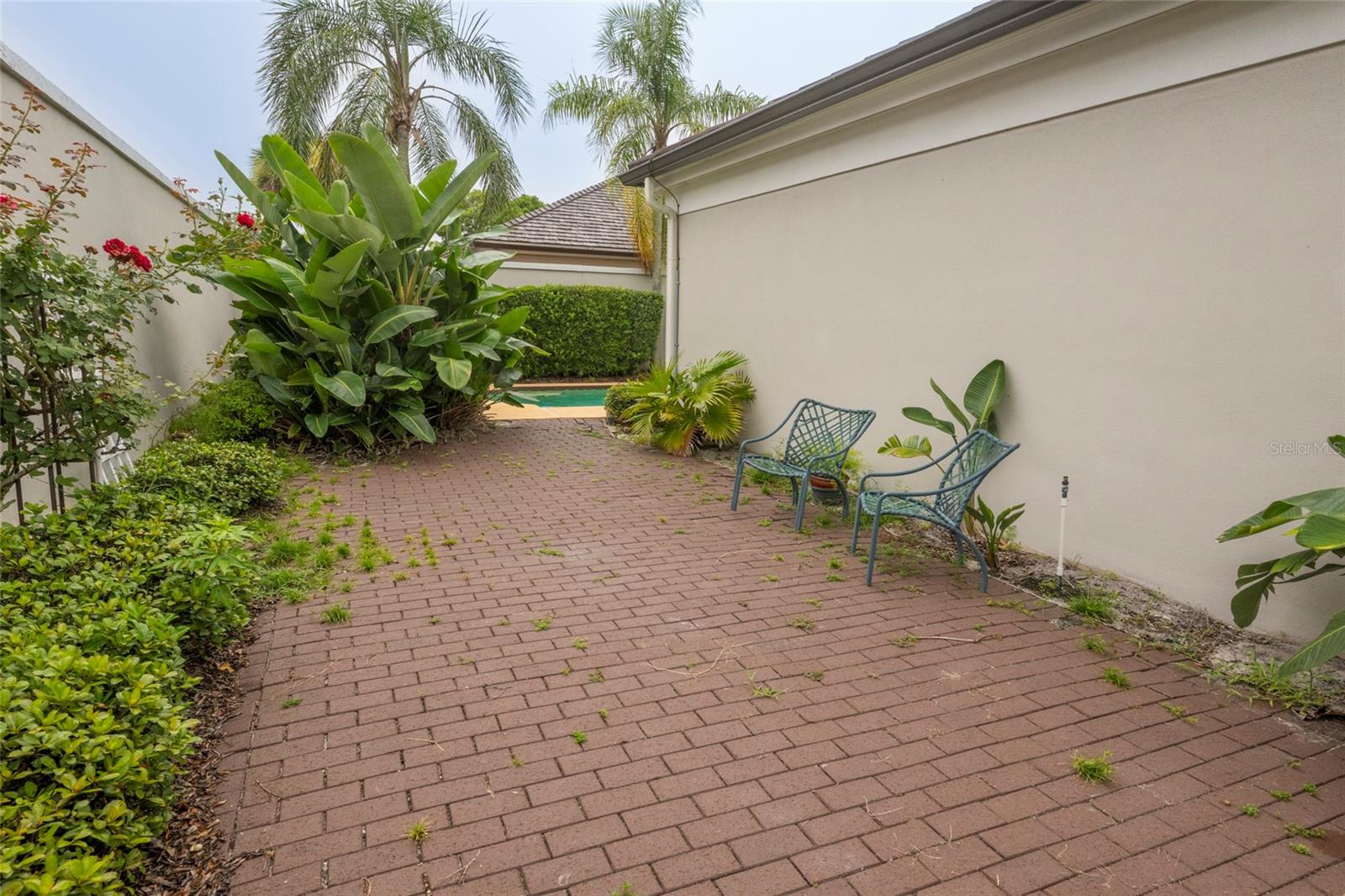 Image 31 of 43 For 6025 Lexington Park 99