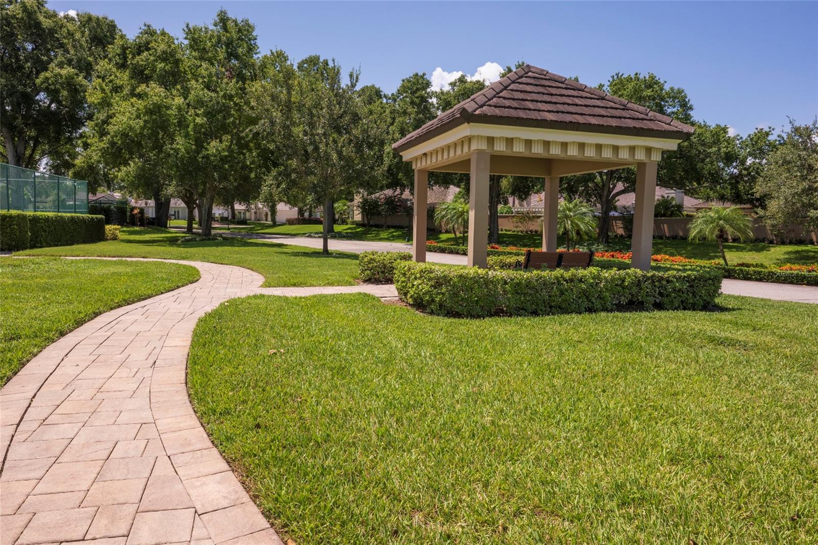 Image 39 of 43 For 6025 Lexington Park 99