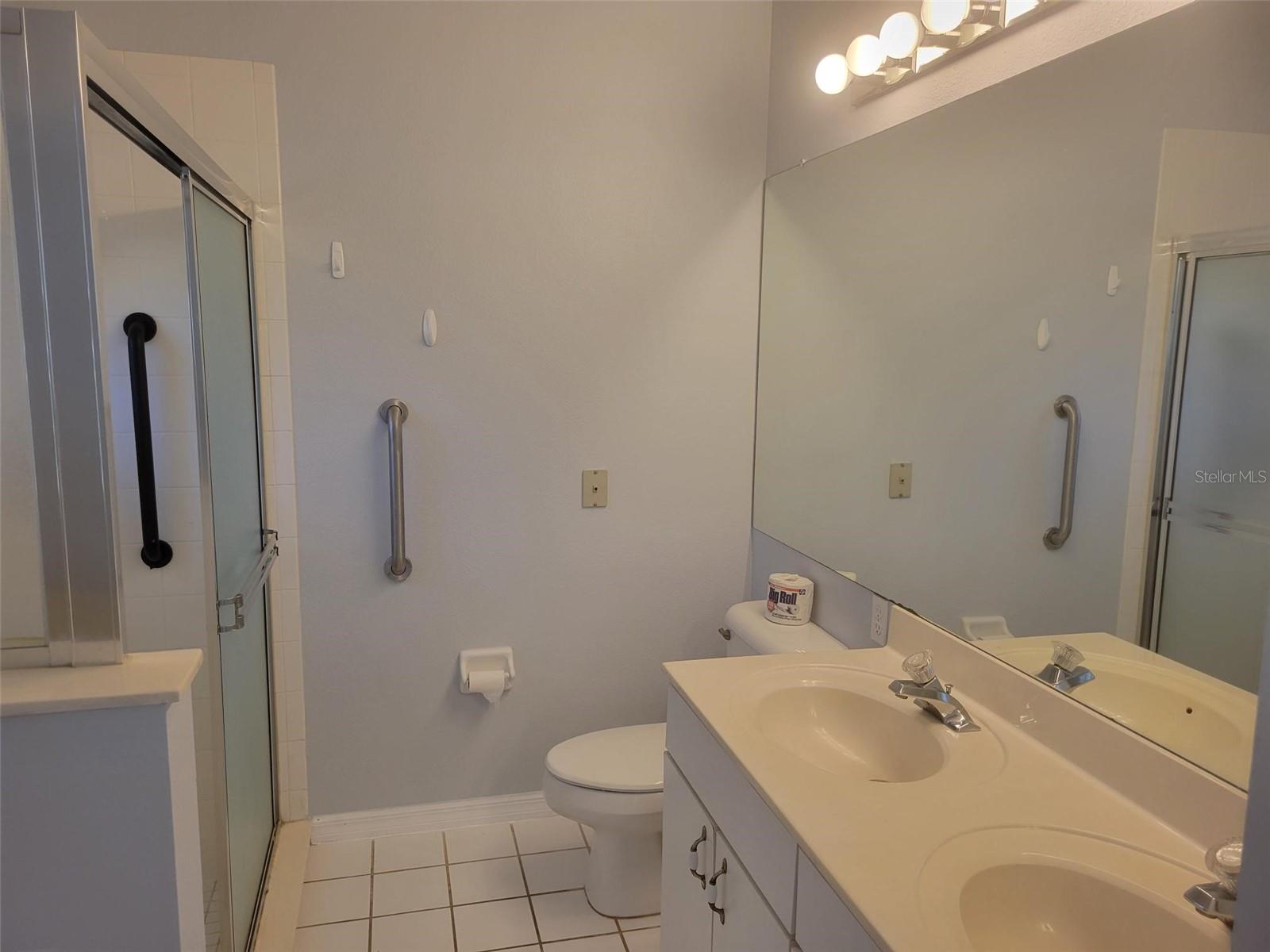 Image 15 of 25 For 4009 Hammersmith Drive