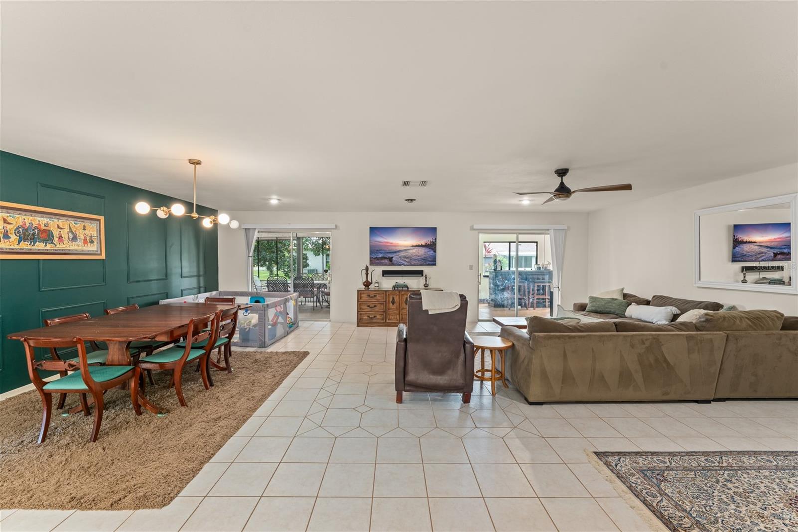 Image 4 of 42 For 5237 Gateway Avenue