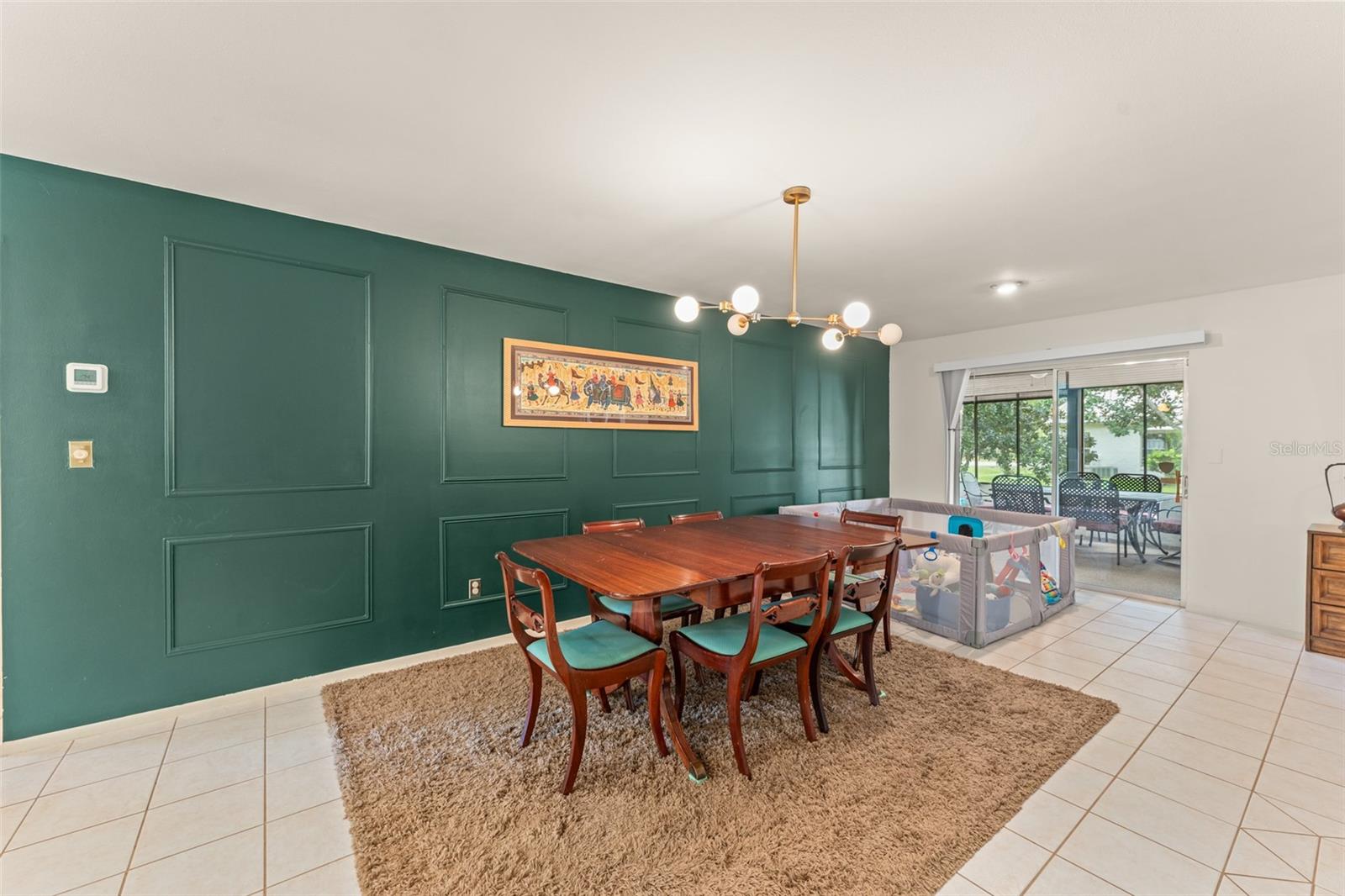 Image 8 of 42 For 5237 Gateway Avenue