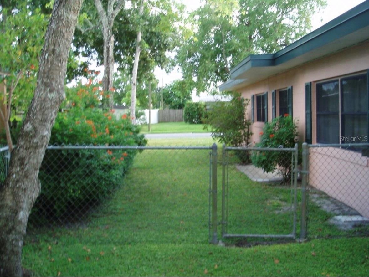Image 30 of 31 For 580 Gardenia Circle