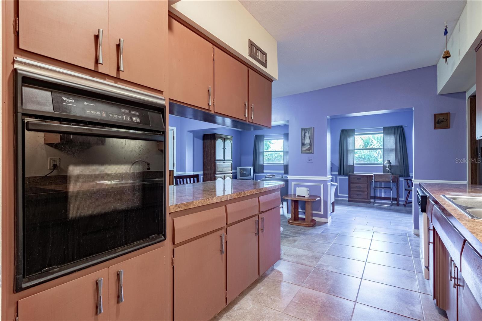 Image 6 of 31 For 580 Gardenia Circle