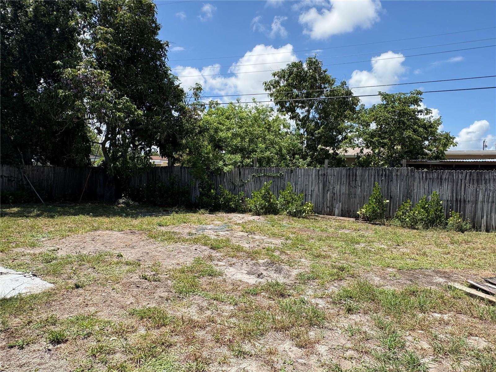 Image 16 of 20 For 3097 Emerson Avenue