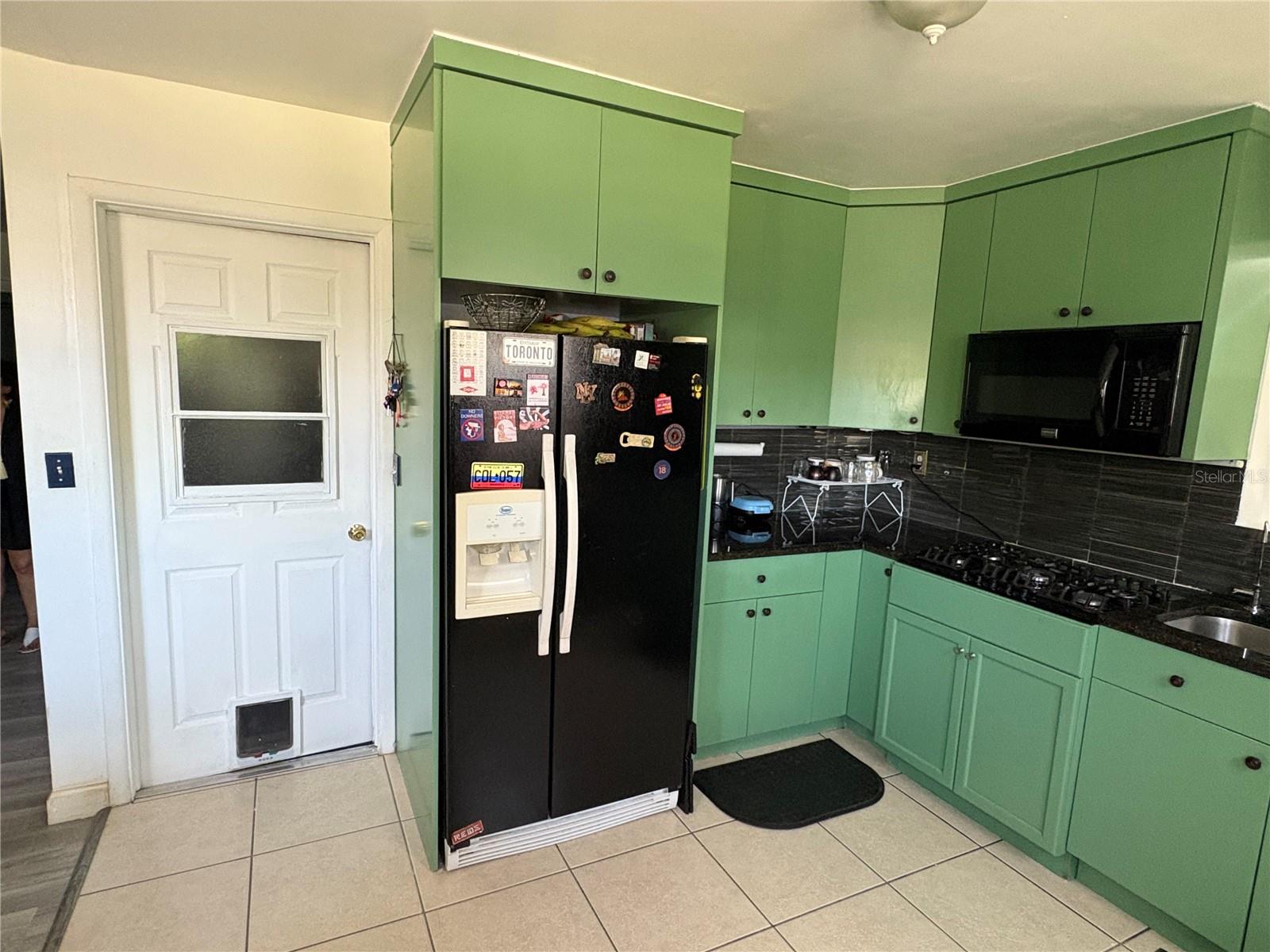 Image 2 of 20 For 3097 Emerson Avenue