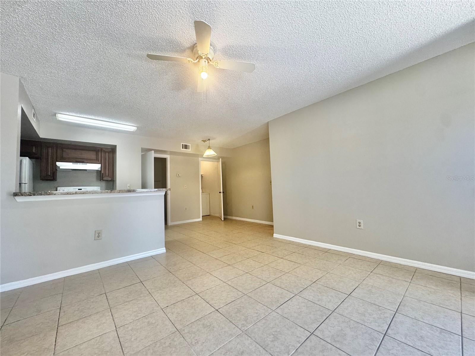 Image 7 of 7 For 401 Fountainhead Circle 155
