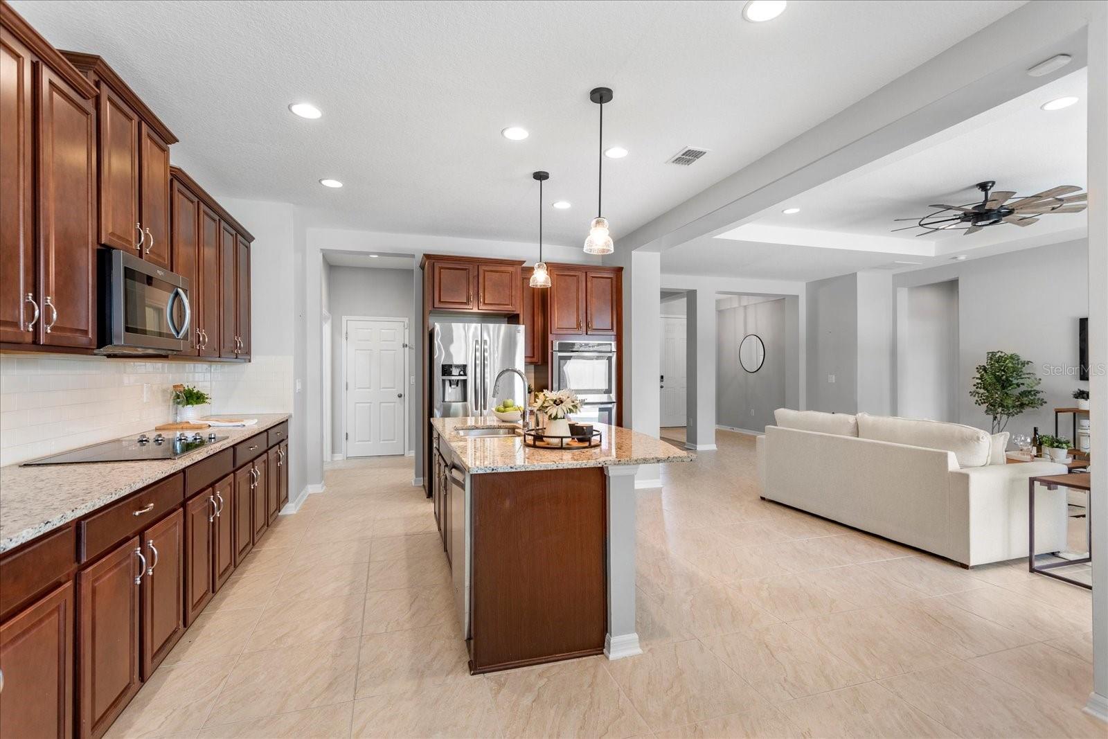 Image 13 of 41 For 2781 Sand Oak Loop