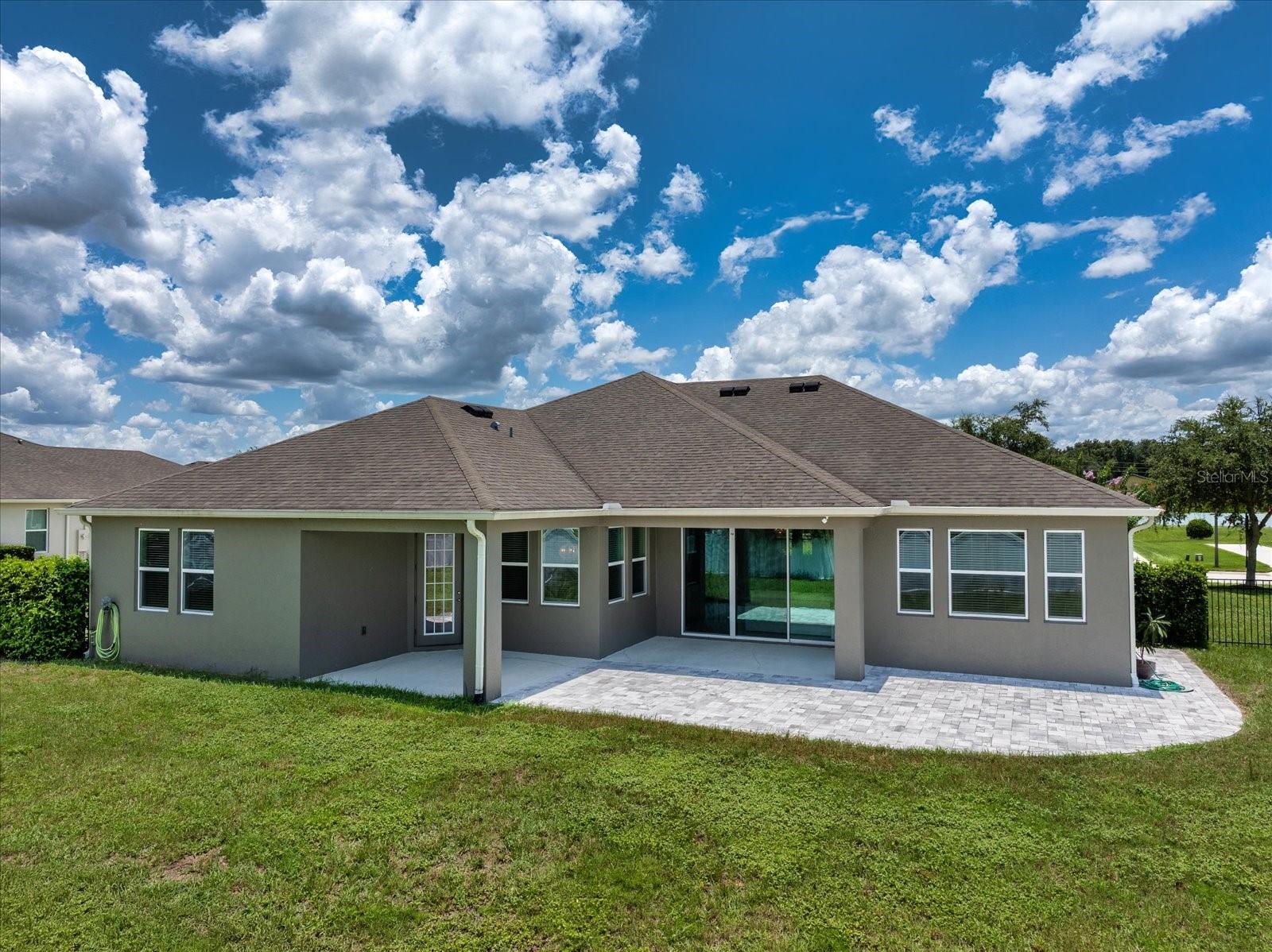 Image 33 of 41 For 2781 Sand Oak Loop