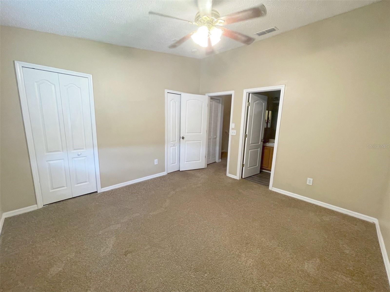 Image 11 of 20 For 521 Wilton Circle