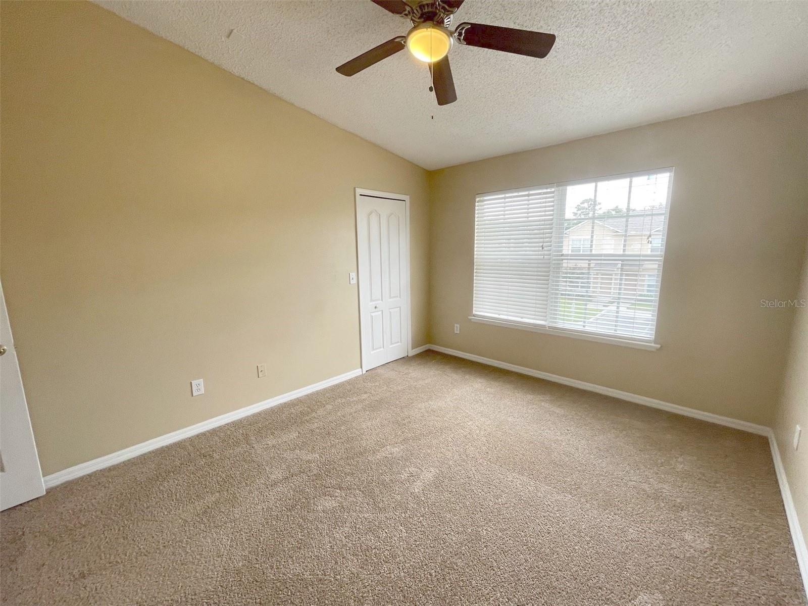 Image 13 of 20 For 521 Wilton Circle