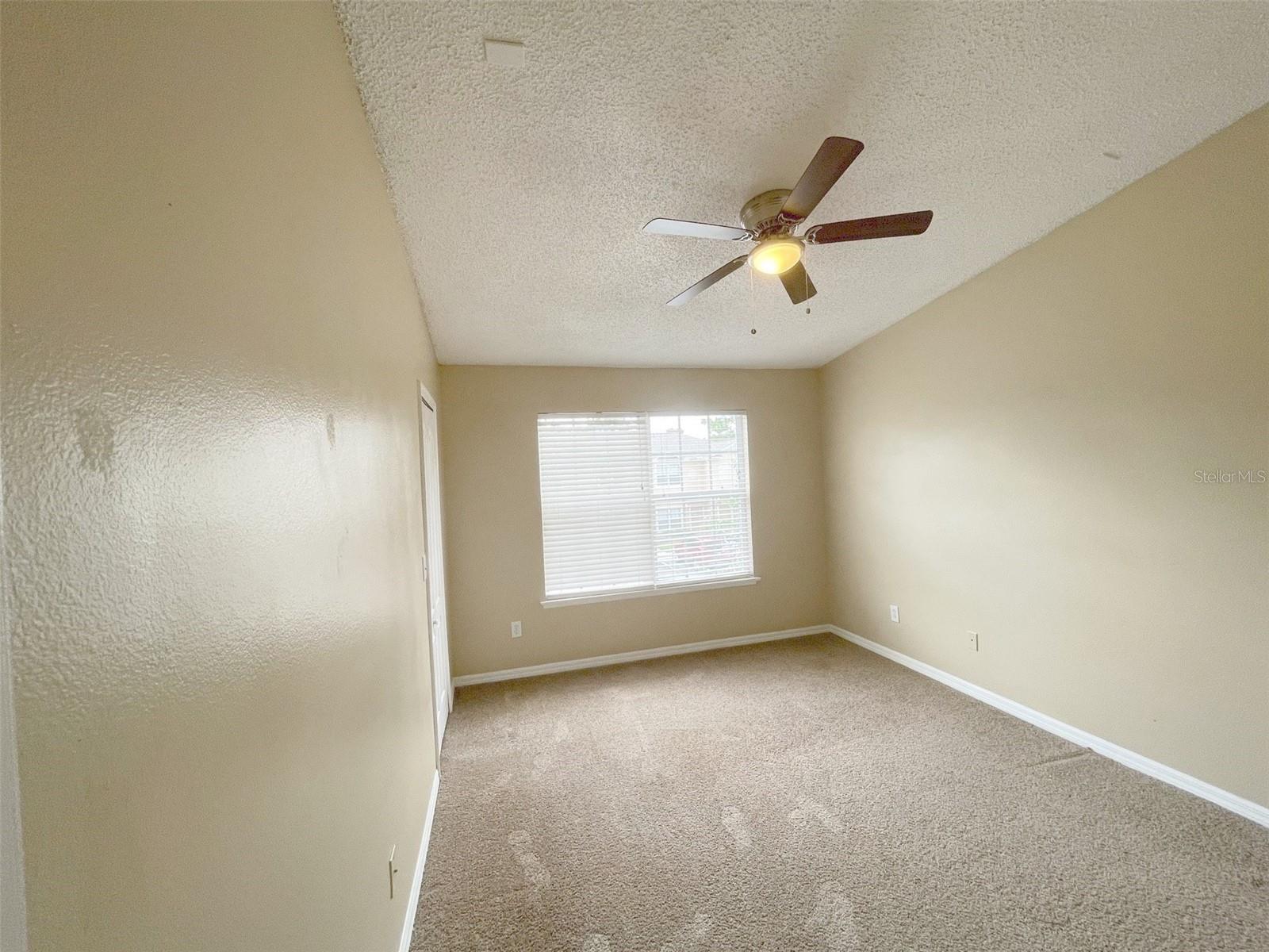 Image 9 of 20 For 521 Wilton Circle