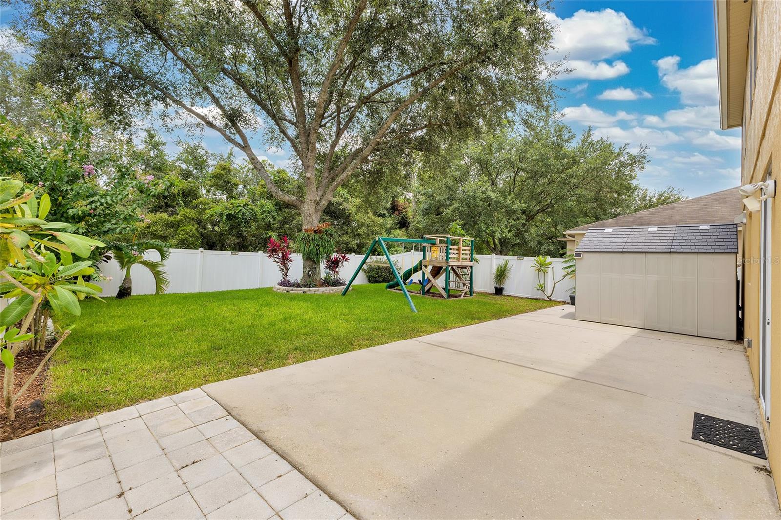 Image 21 of 38 For 15115 Perdido Drive