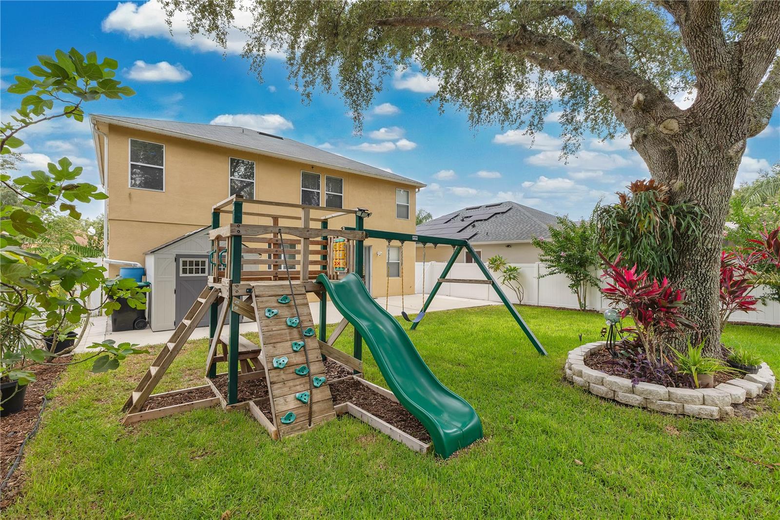 Image 24 of 38 For 15115 Perdido Drive