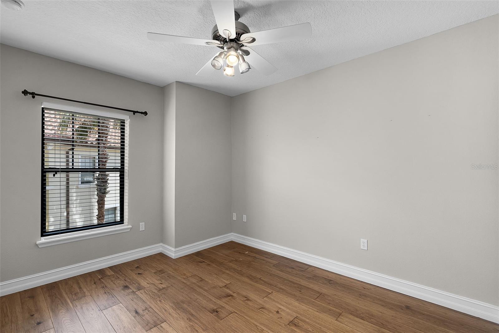 Image 19 of 61 For 4244 Messina Drive