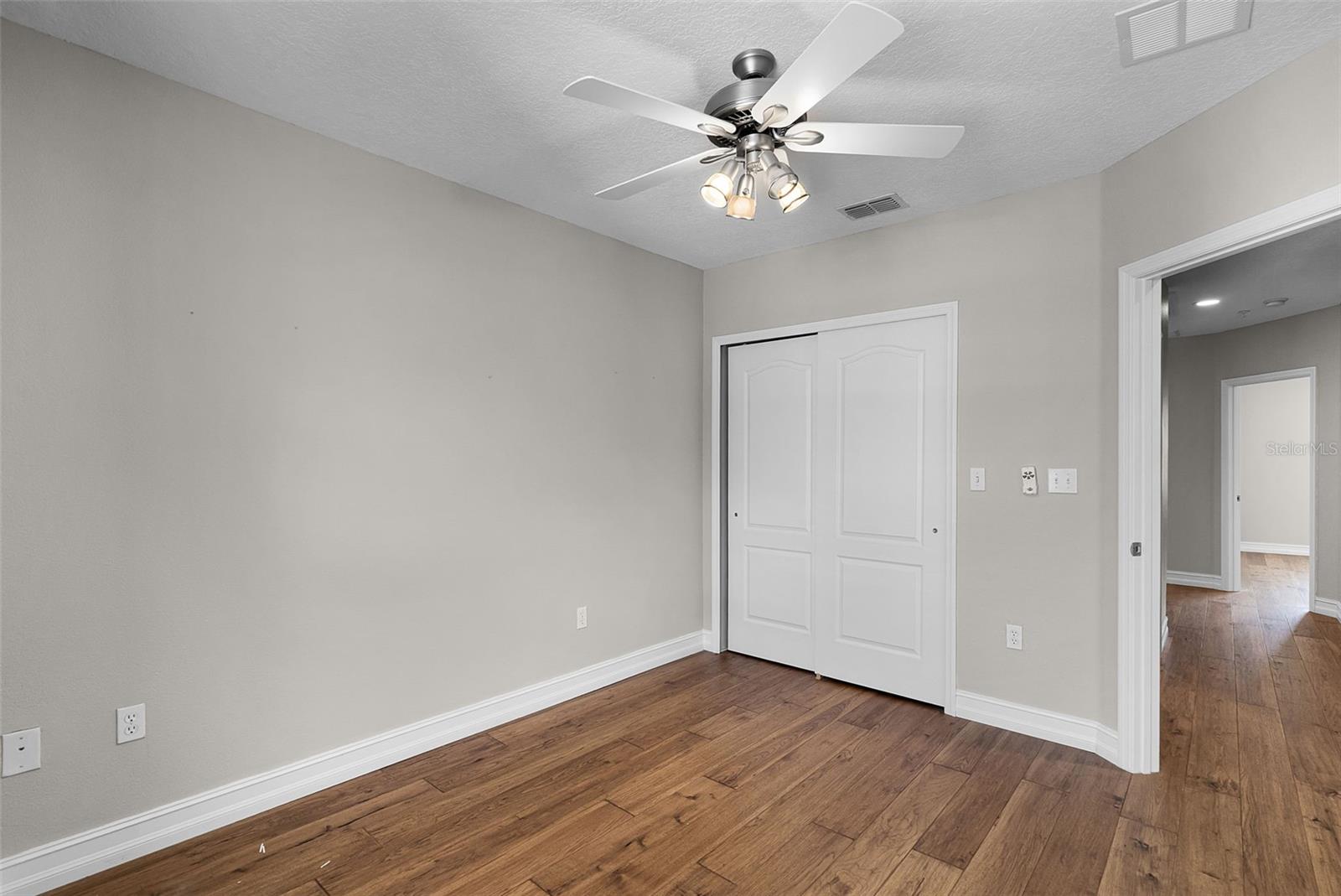 Image 20 of 61 For 4244 Messina Drive