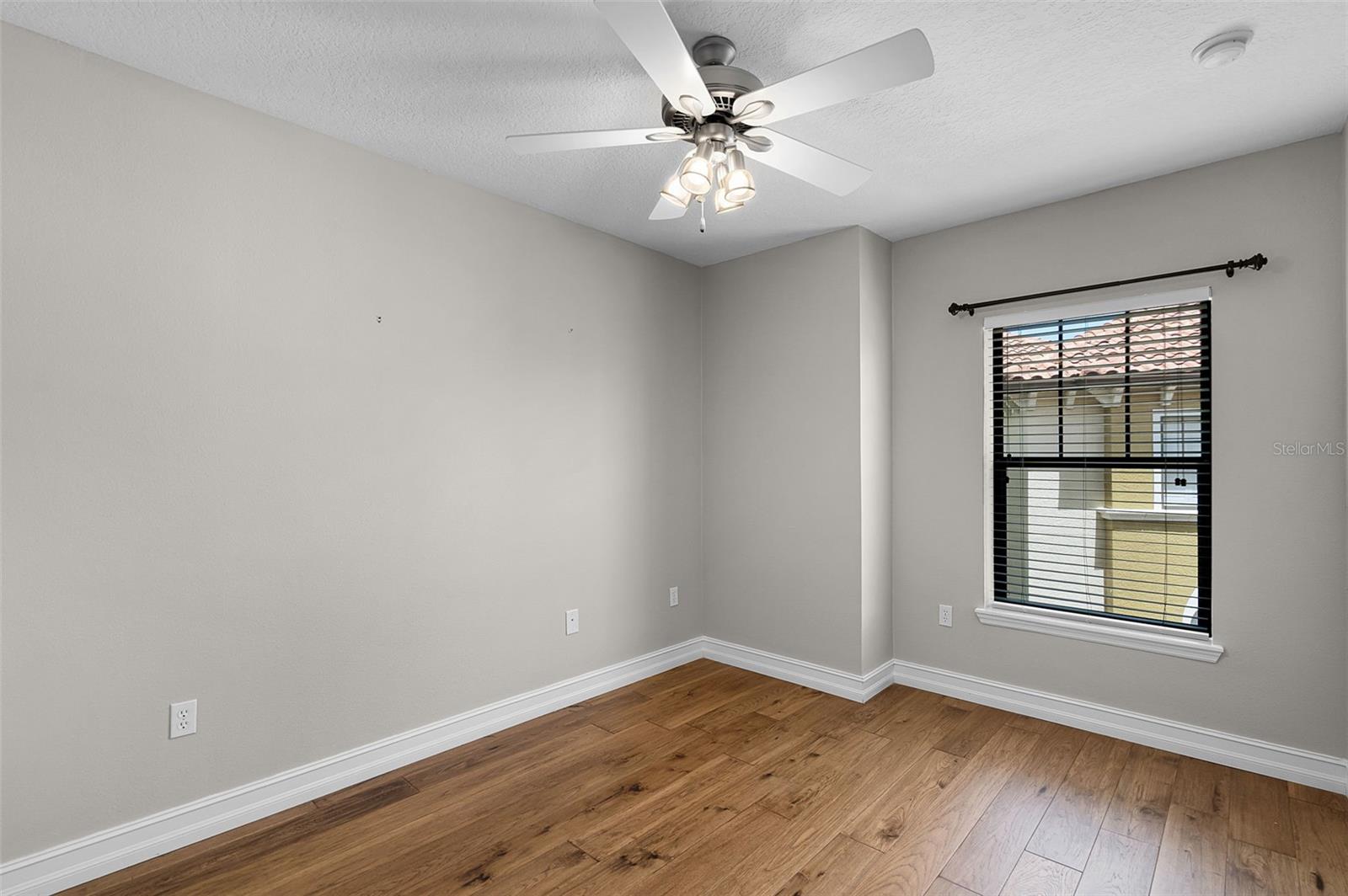 Image 21 of 61 For 4244 Messina Drive