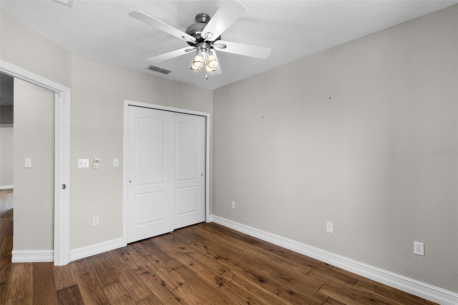 Image 22 of 61 For 4244 Messina Drive