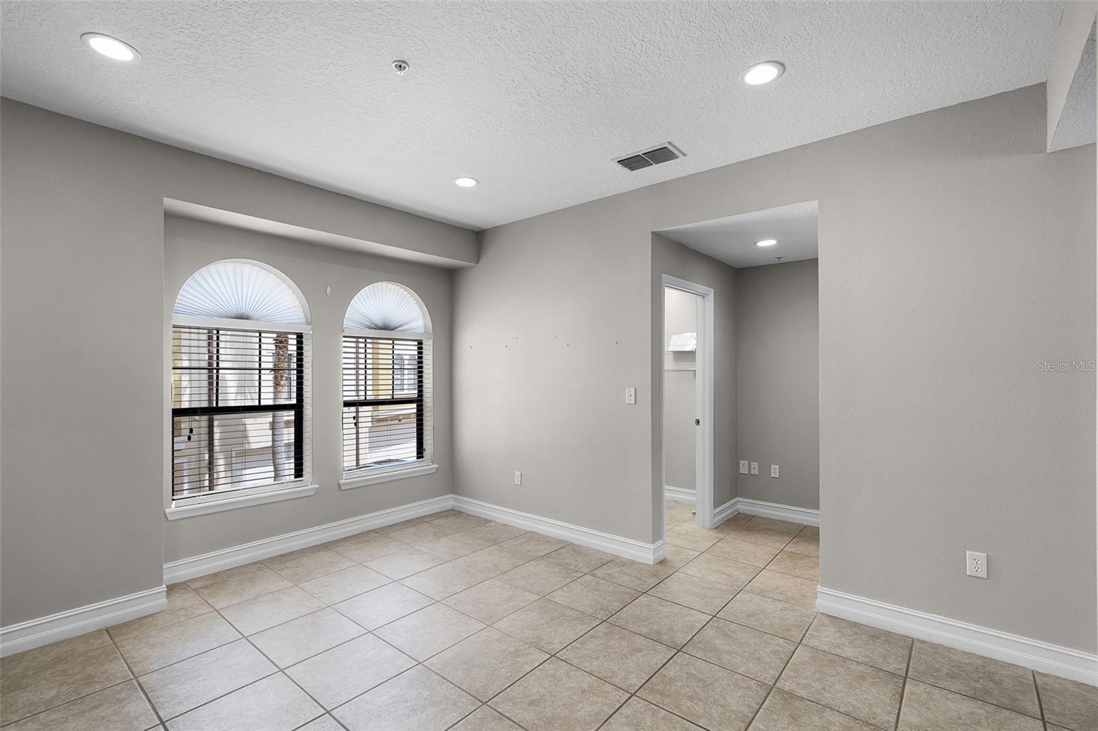 Image 27 of 61 For 4244 Messina Drive
