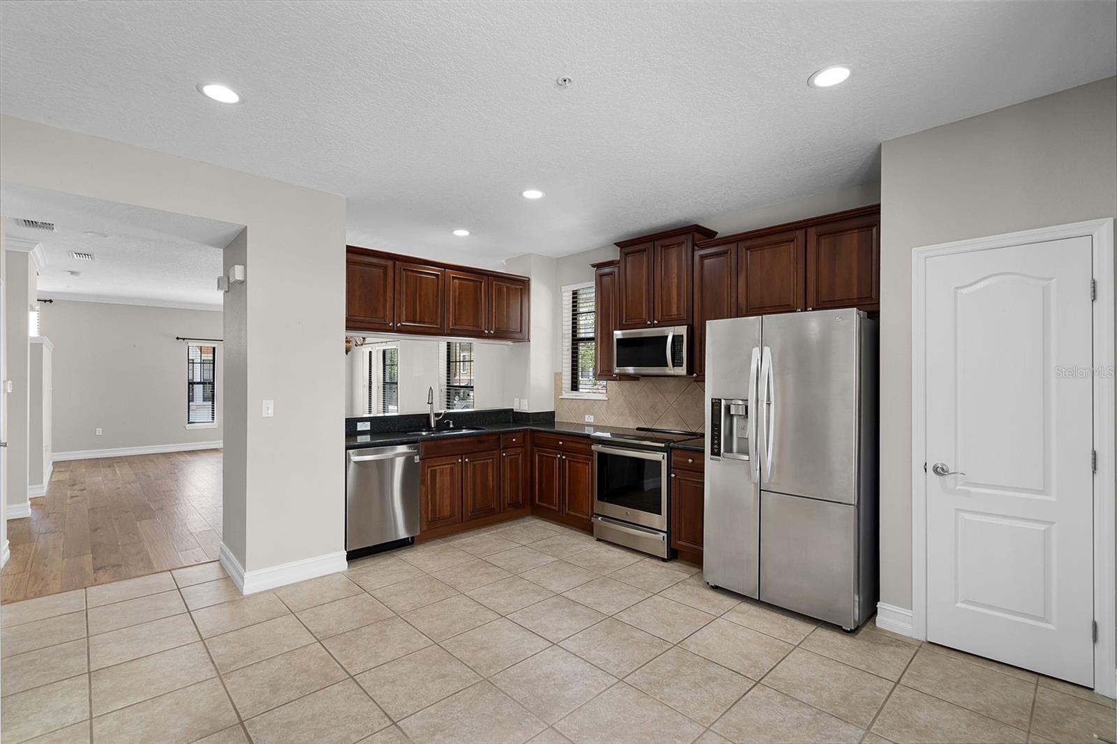 Image 28 of 61 For 4244 Messina Drive