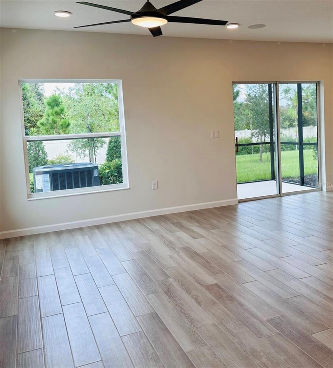 Image 6 of 10 For 2895 Narcoossee Commons Way