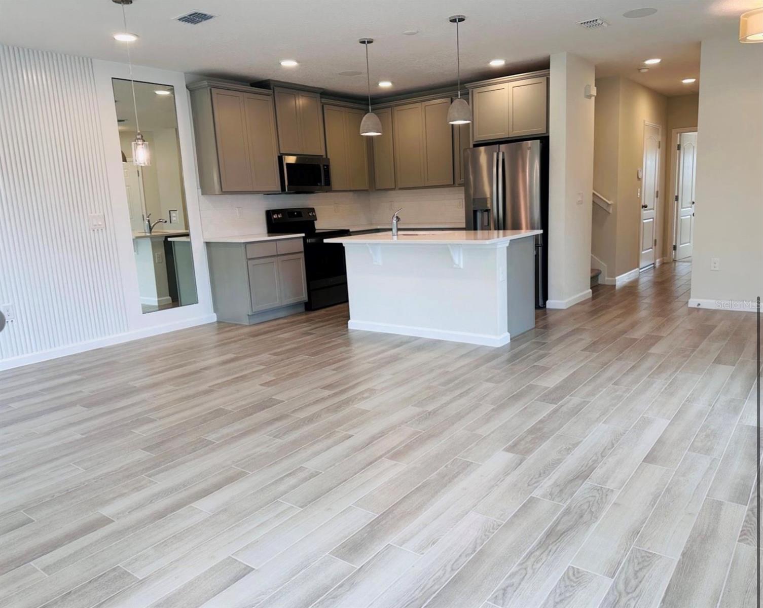 Image 8 of 10 For 2895 Narcoossee Commons Way