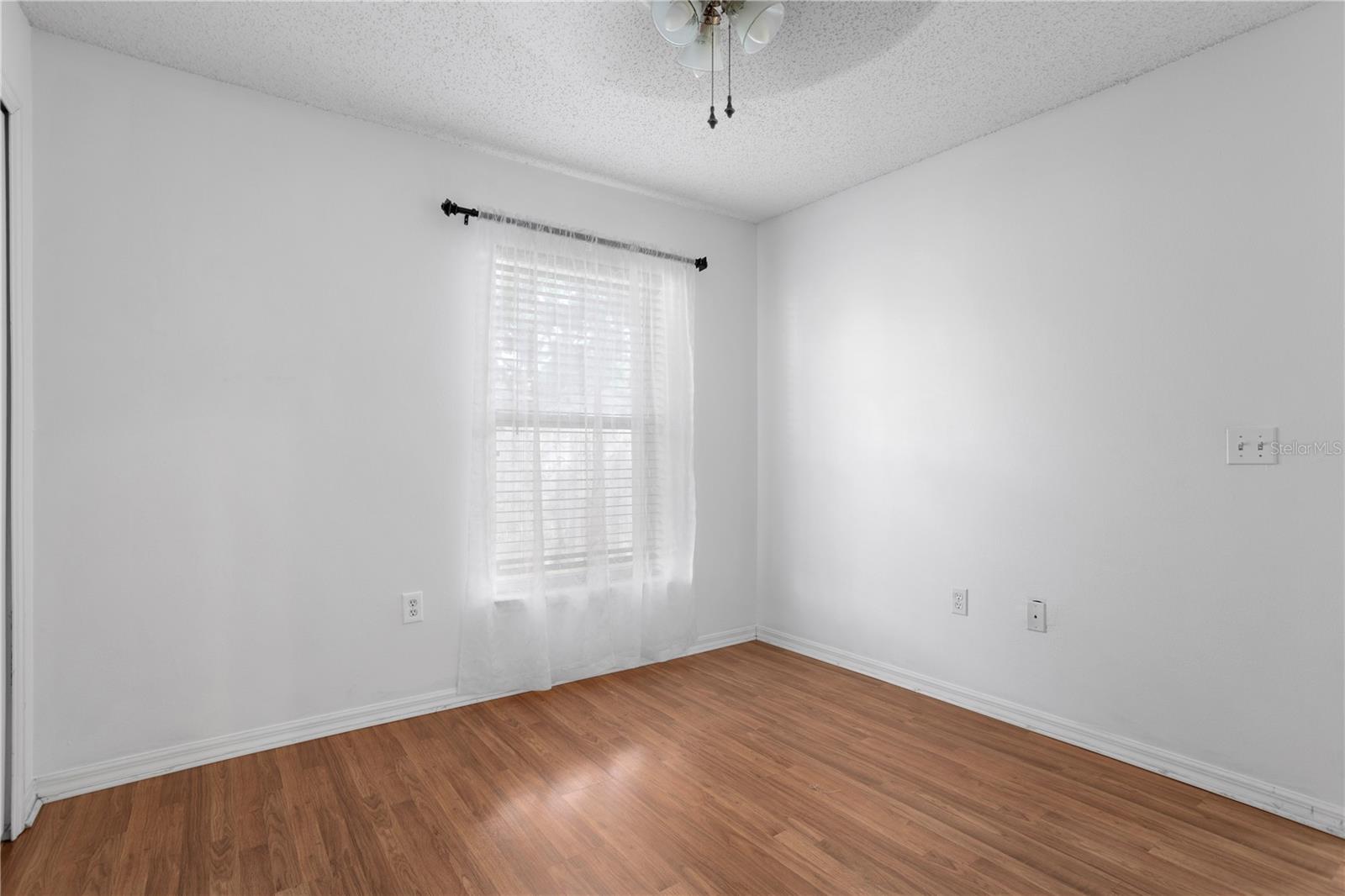 Image 34 of 39 For 144 Fort Smith Boulevard