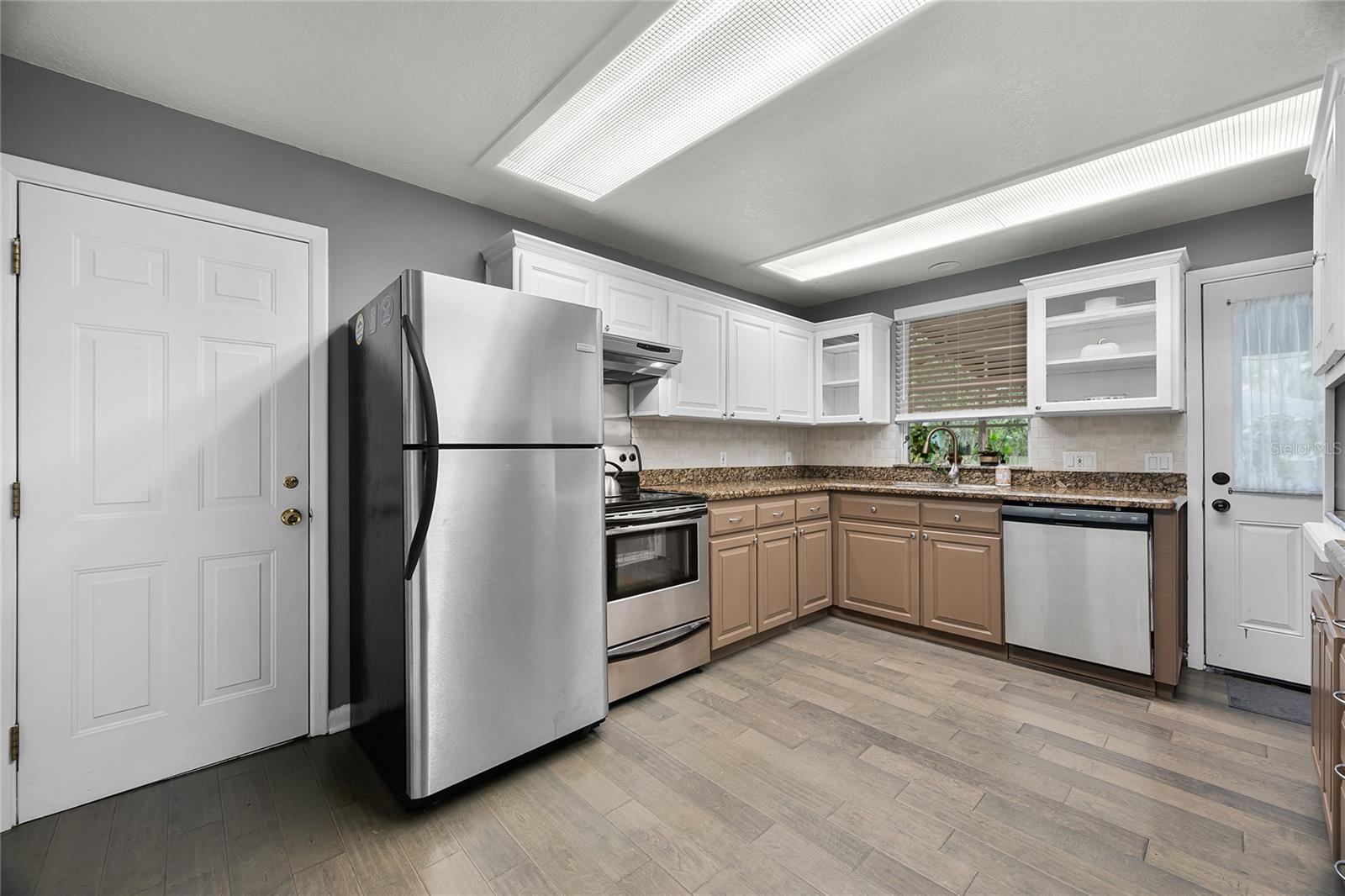 Image 6 of 20 For 14202 Nell Drive
