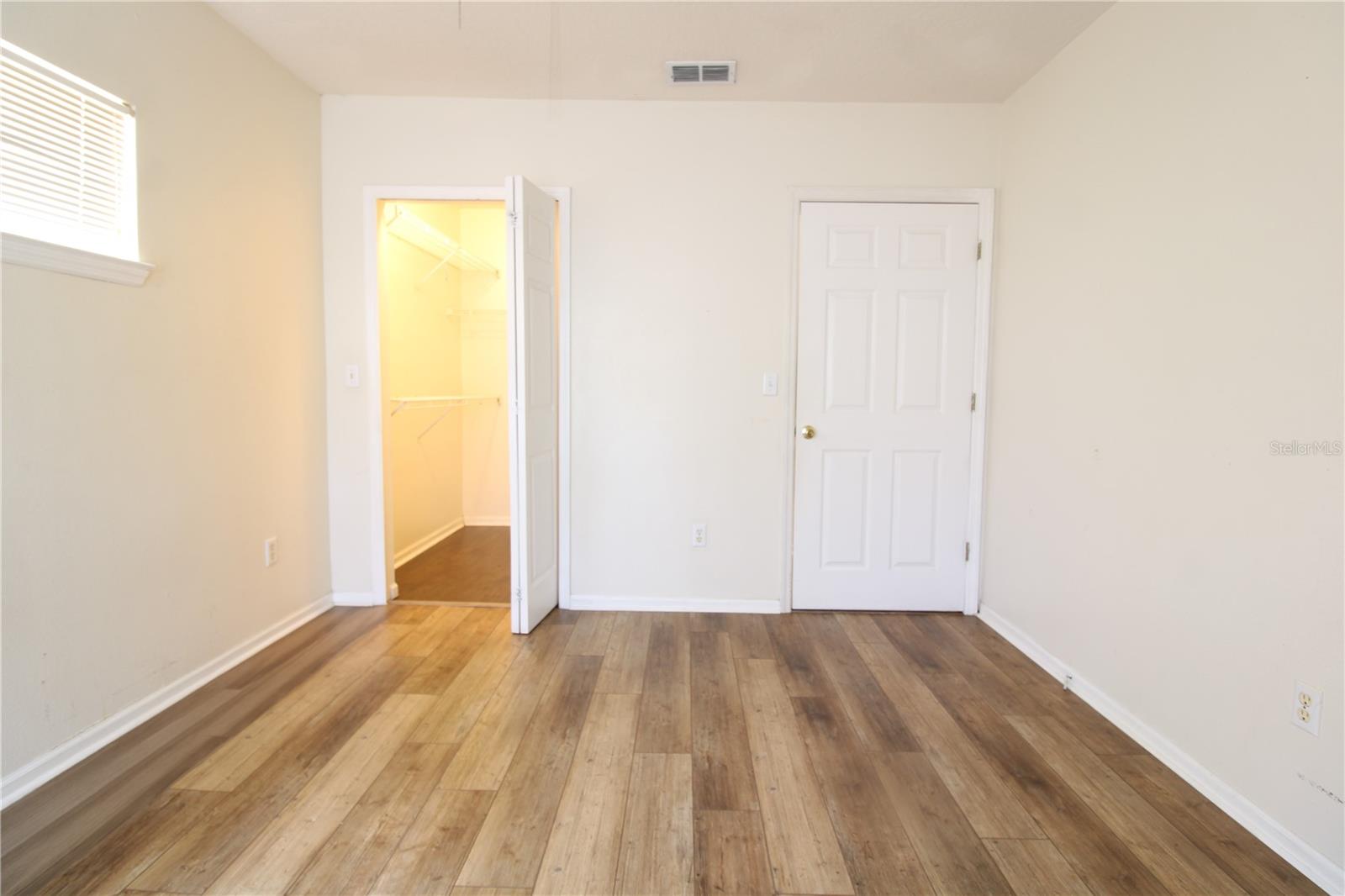 Image 17 of 20 For 4348 Kirkman Road 813