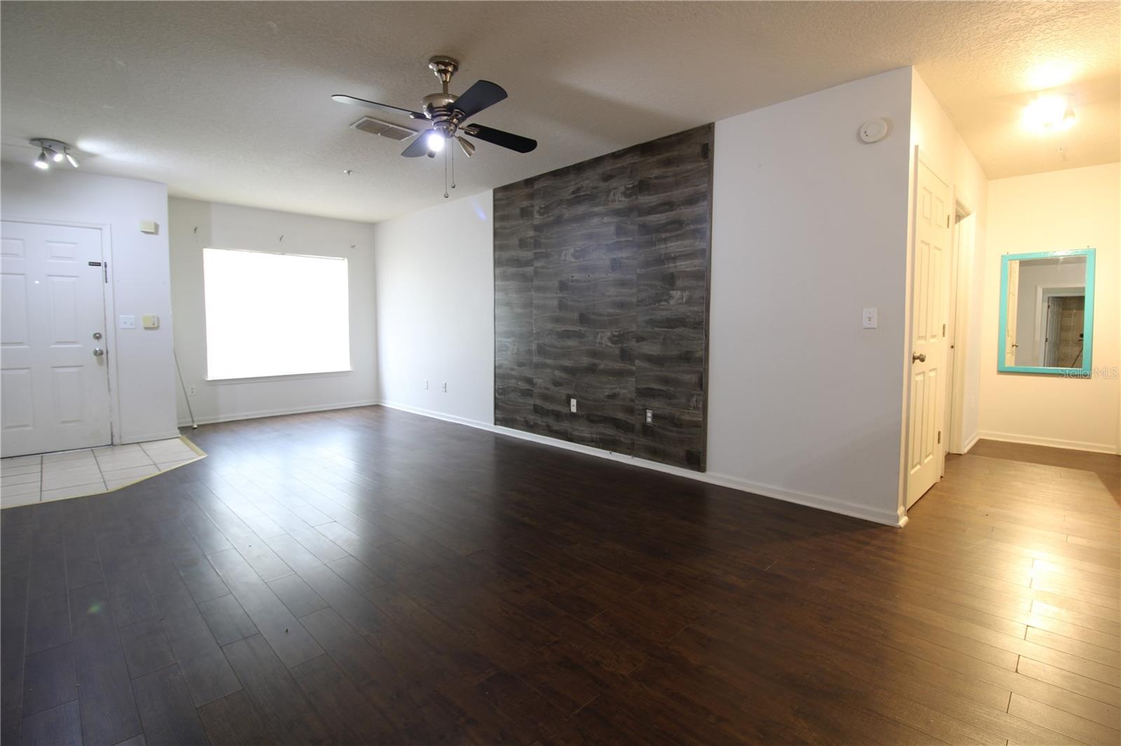 Image 5 of 20 For 4348 Kirkman Road 813