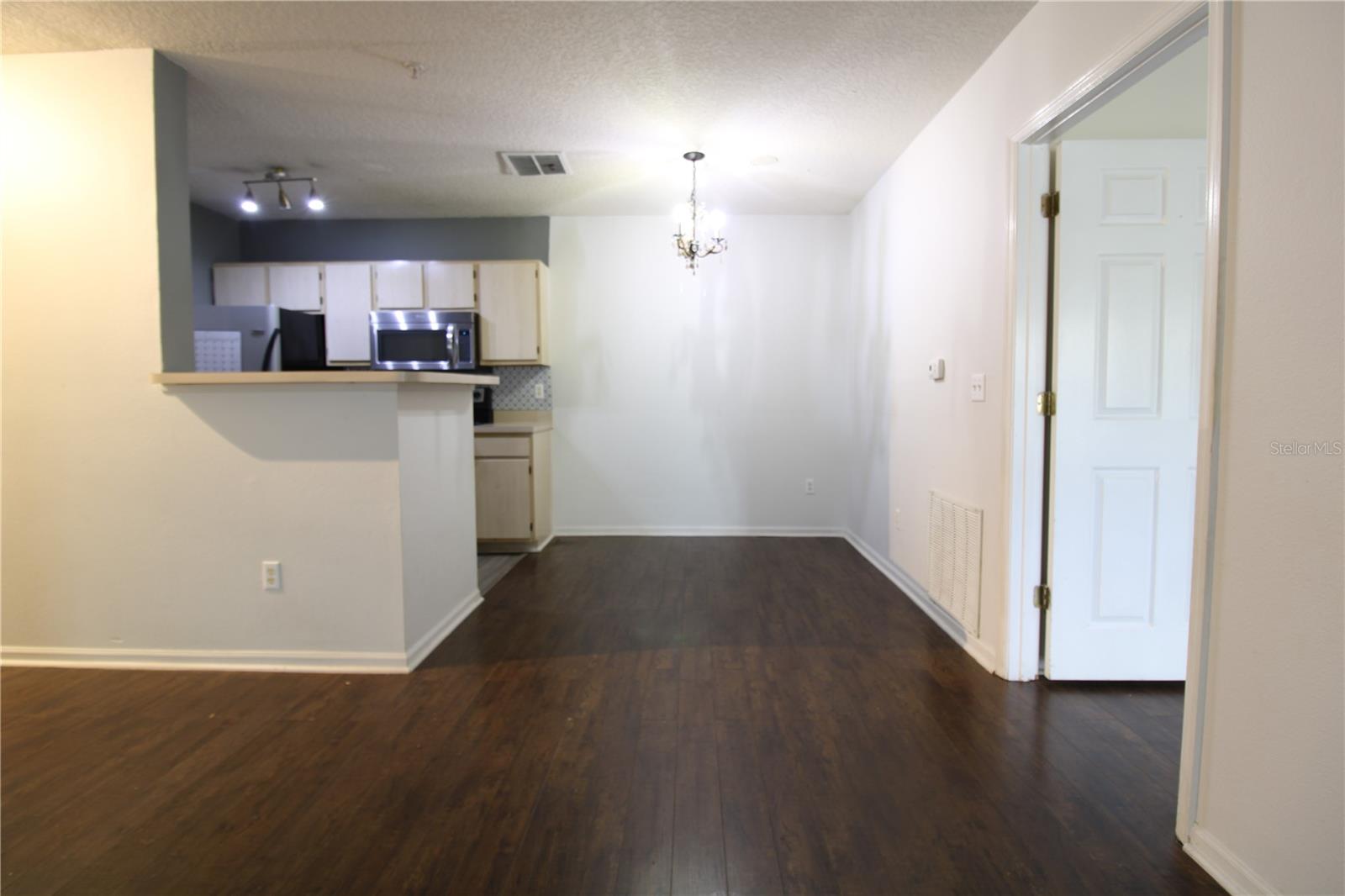 Image 6 of 20 For 4348 Kirkman Road 813