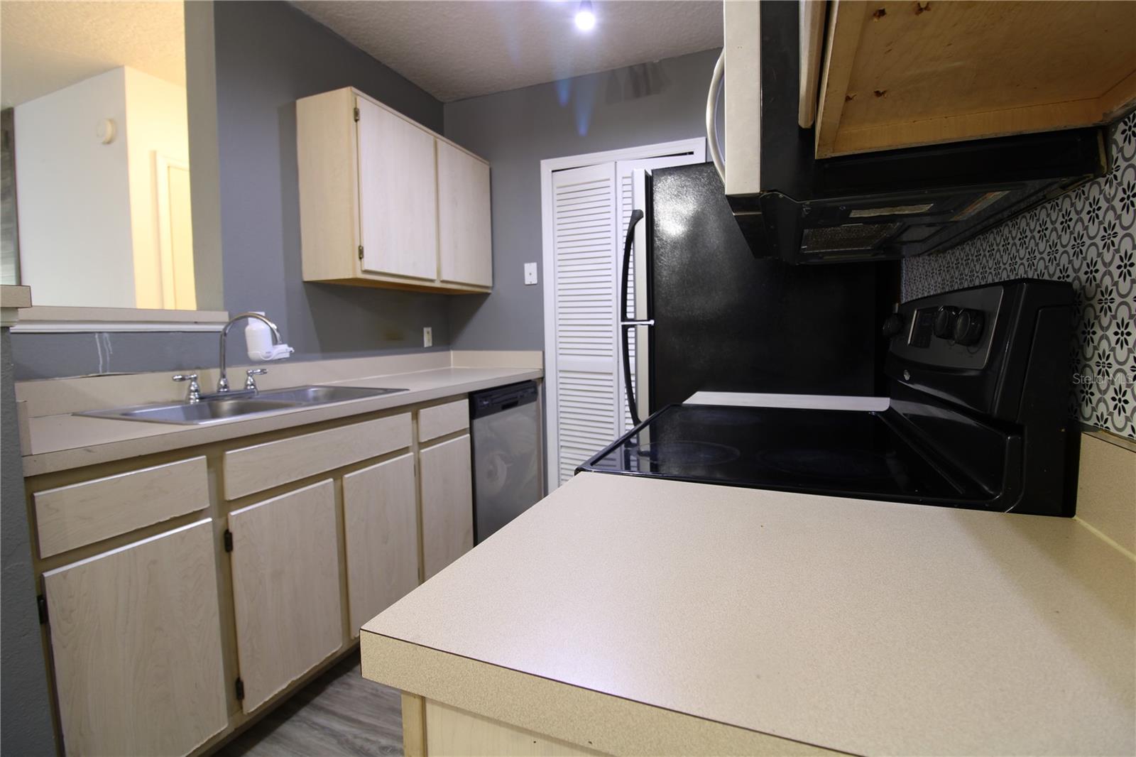 Image 7 of 20 For 4348 Kirkman Road 813