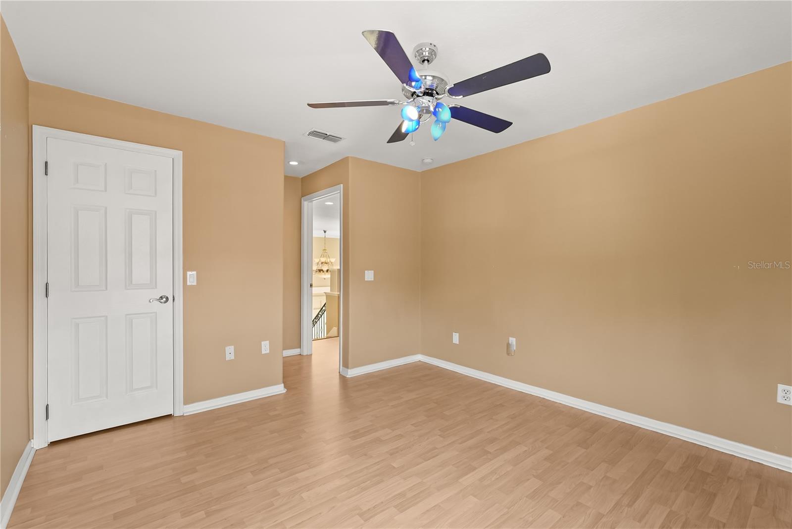 Image 10 of 37 For 9128 Phillips Grove Ter