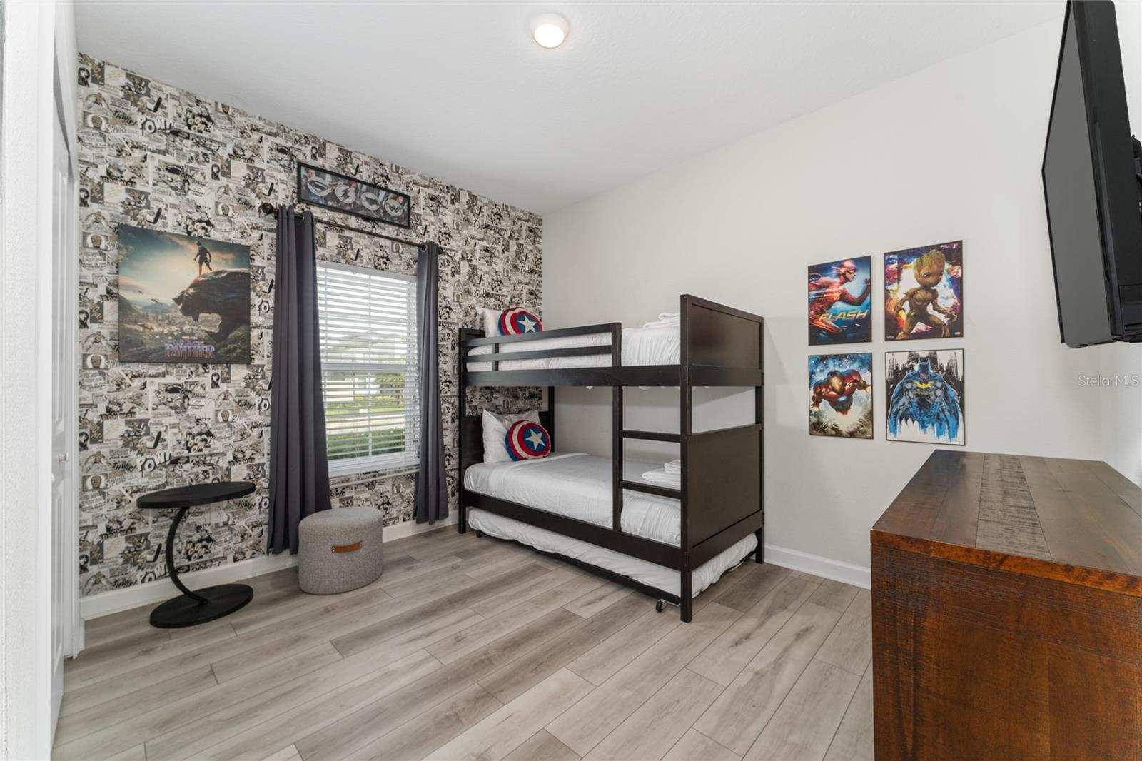 Image 18 of 58 For 4974 Windermere Avenue
