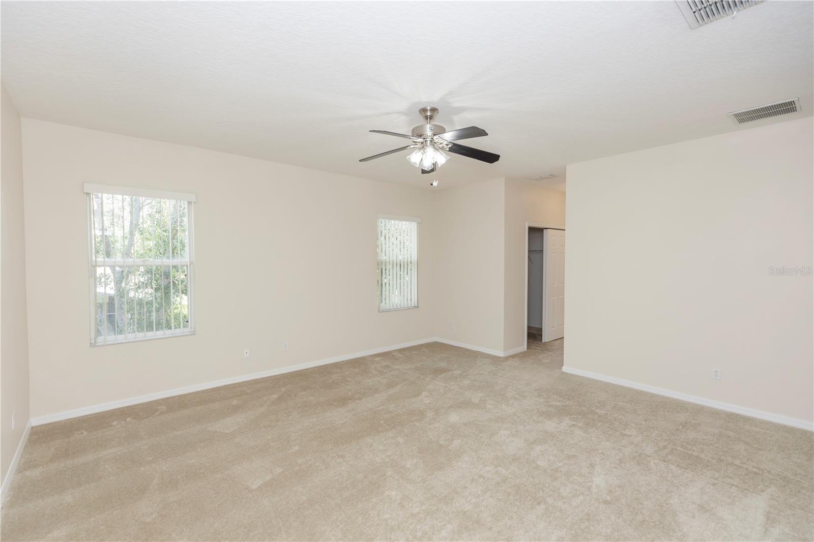 Image 15 of 40 For 10299 Cypress Knee Circle