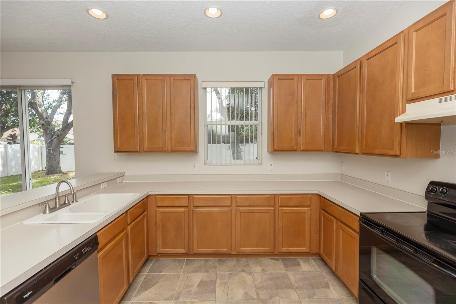 Image 9 of 40 For 10299 Cypress Knee Circle
