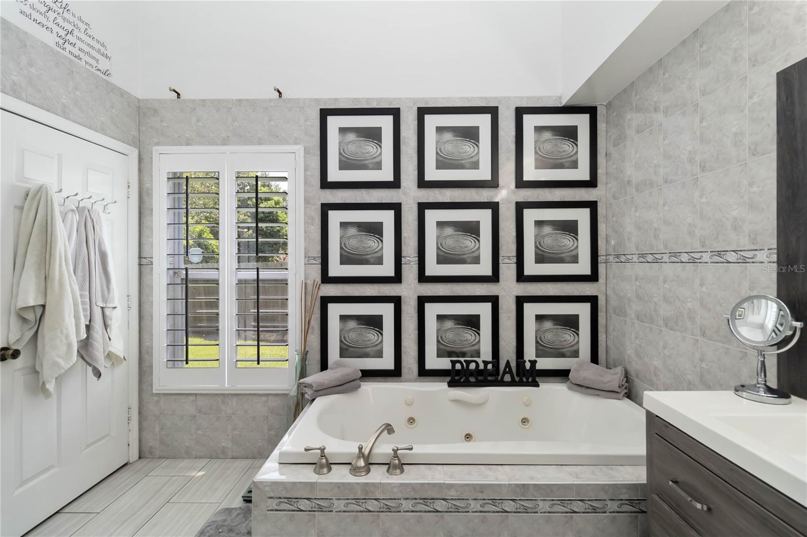 Image 15 of 25 For 4021 Eagle Feather Drive