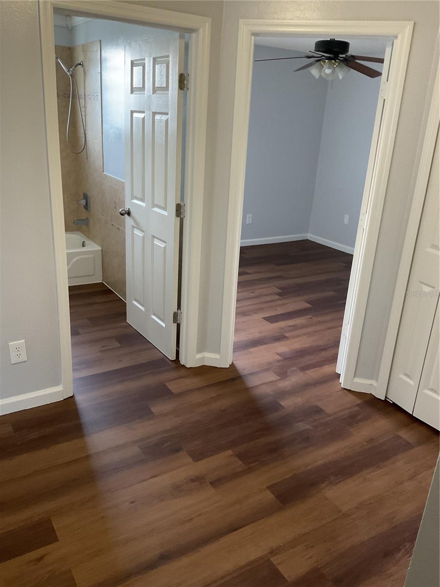 Image 8 of 15 For 4912 Aventura Boulevard