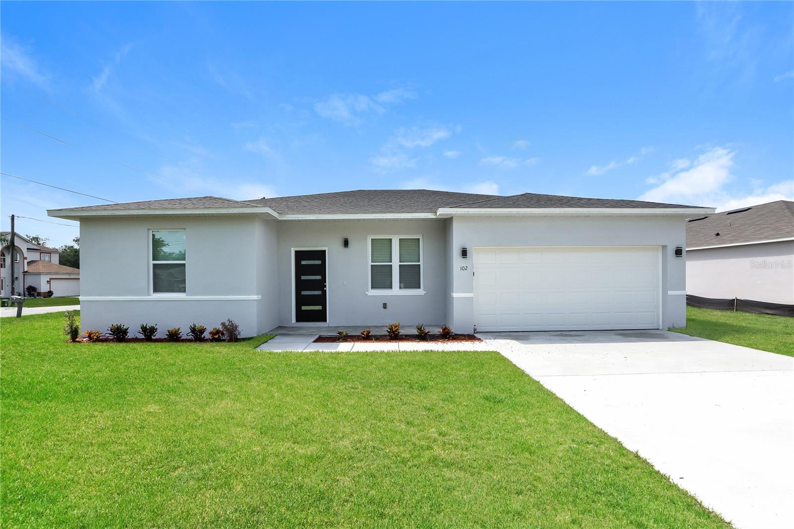 Image 2 of 15 For 102 Conch Way
