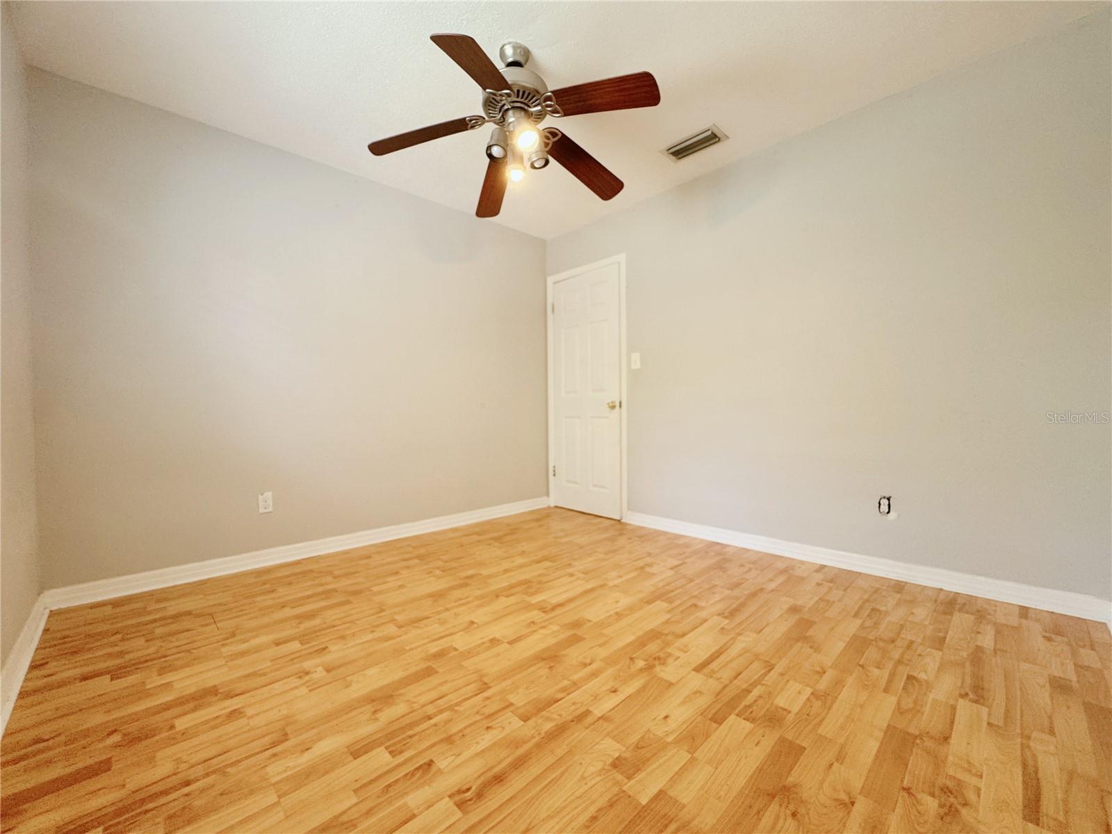 Image 13 of 30 For 2831 Lion Heart Road #1