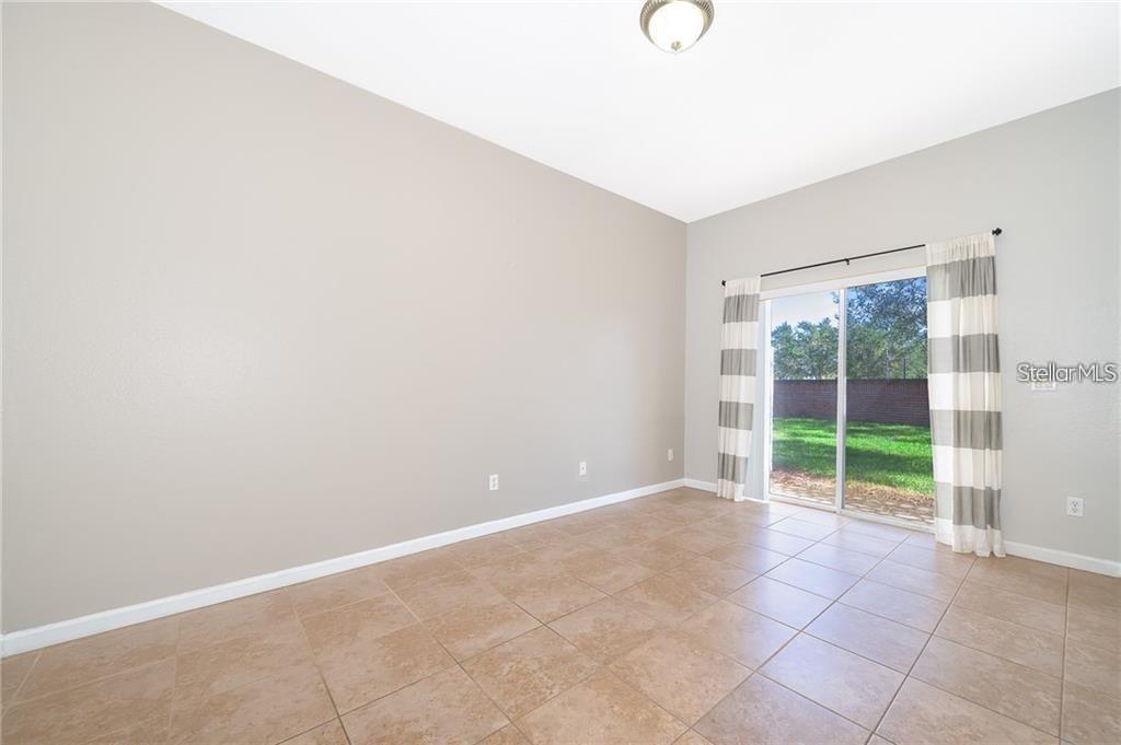 Image 19 of 22 For 833 Park Grove Court