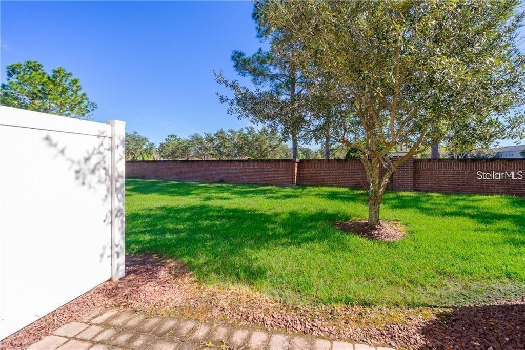 Image 3 of 22 For 833 Park Grove Court